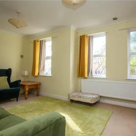 Image 4 - 11 Hurlingham Road, Bristol, BS7 9BA, United Kingdom - Duplex for sale