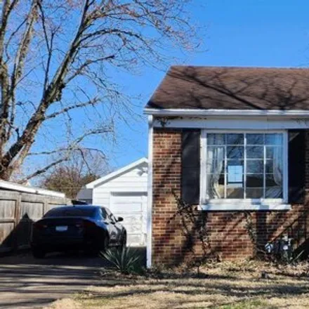 Buy this 2 bed house on 111 North Norman Avenue in Evansville, IN 47711