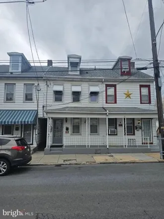 Buy this 2 bed house on 501 Crowell Street in Lebanon, PA 17046