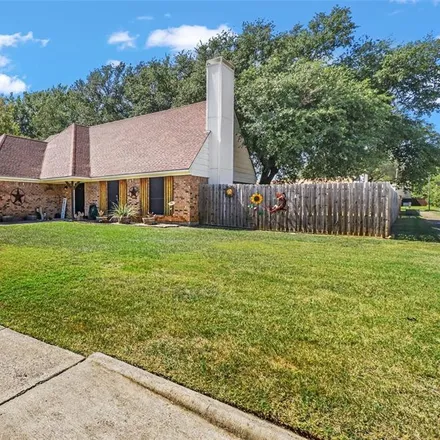 Image 2 - 1627 Spring Meadow Lane, Flower Mound, TX 75028, USA - House for sale