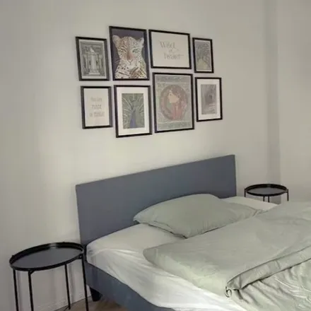 Rent this 3 bed room on Siegfriedstraße 41 in 12051 Berlin, Germany