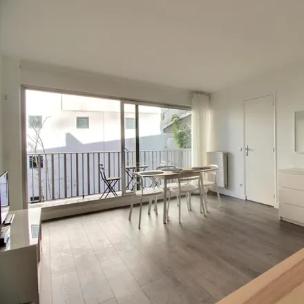 Image 3 - 9 Rue Armand Moisant, 75015 Paris, France - Apartment for rent