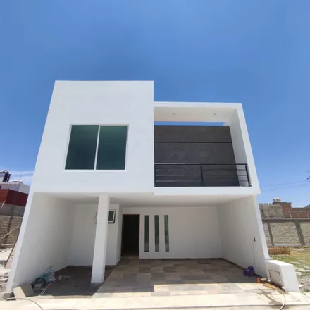 Buy this studio apartment on Calle Alpinismo in 50100 San Miguel Zinacantepec, MEX