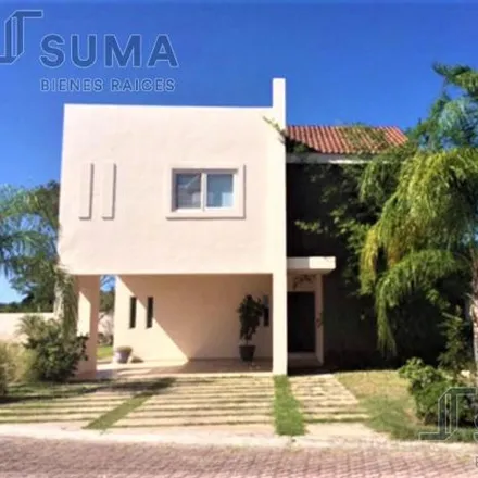 Buy this 3 bed house on Privada del Lago de Santa Fe in FRACCIONAMIENTO LAGUNAS DE MIRALTA, 89318