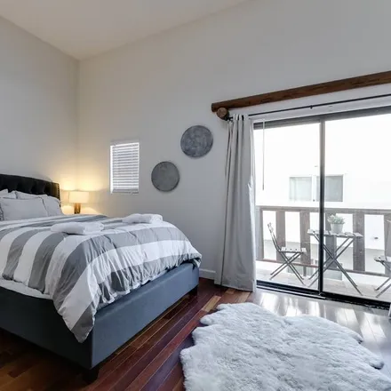 Rent this 4 bed condo on Marina del Rey in CA, 90292