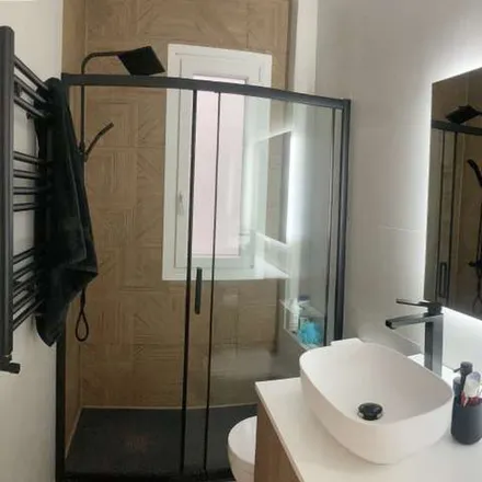 Rent this 2 bed apartment on EuroTaller in Calle de Fernández de los Ríos, 28015 Madrid