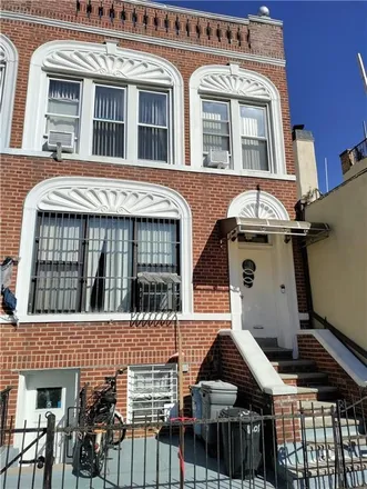Image 1 - 1075 40th Street, New York, NY 11219, USA - Townhouse for sale