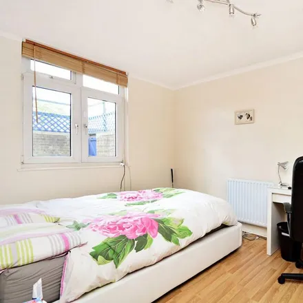 Rent this 4 bed house on 45 Osborne Road in London, E9 5JR
