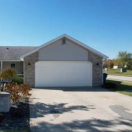 Buy this 3 bed house on 12427 Carroll Creek Run in Fort Wayne, IN 46818