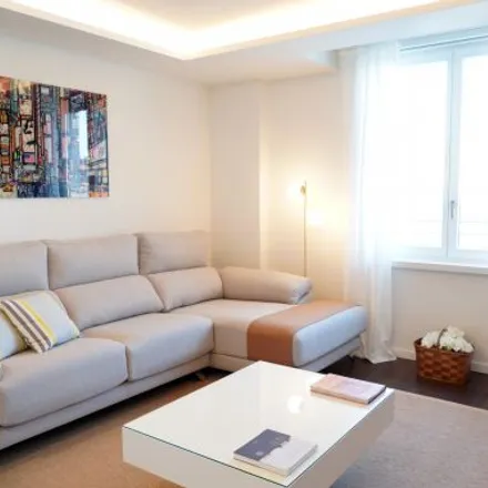 Rent this 2 bed apartment on Madrid in Pause, Gran Vía
