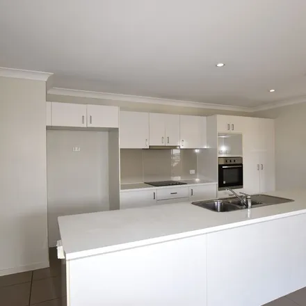 Image 6 - Liriope Drive, Kirkwood QLD 4680, Australia - Apartment for rent