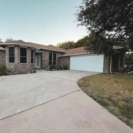 Image 1 - 812 Amy Circle, Marble Falls, TX 78654, USA - House for sale