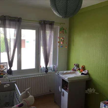 Rent this 3 bed apartment on 1 Route de Fauville in 76640 Yébleron, France