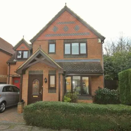 Rent this 3 bed house on Wrens Park in Monkston, MK10 9BH