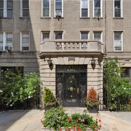 Image 1 - 131 East 157th Street, New York, NY 10451, USA - Apartment for sale