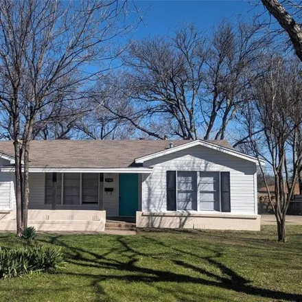 Buy this 3 bed house on 3720 Cheryl St in Haltom City, Texas