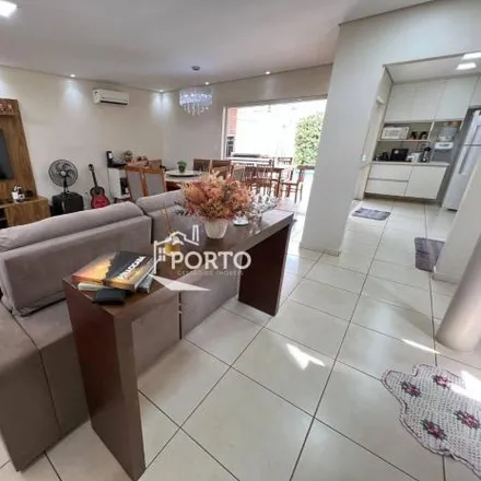 Buy this 3 bed house on Avenida Orlândia in Cecap, Piracicaba - SP