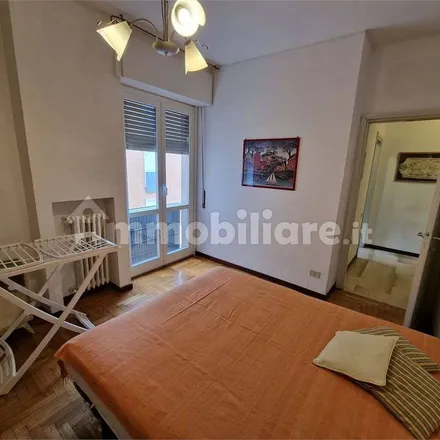 Image 4 - La Pizzaccia, Viale Franklin Delano Roosevelt, 22100 Como CO, Italy - Apartment for rent
