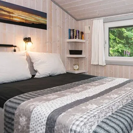 Rent this 2 bed house on Toftlund Kirke in Herrestedtoft, 6520 Toftlund