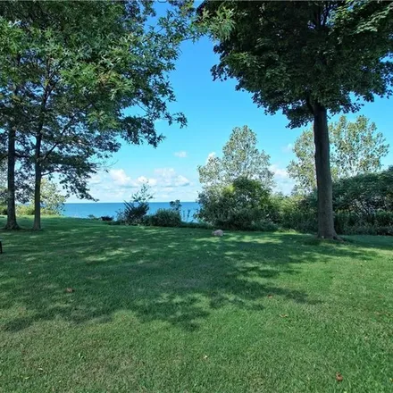 Image 6 - 33011 Lakeshore Boulevard, Lakeline, Willowick, OH 44095, USA - House for sale
