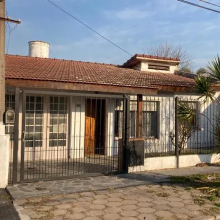 Buy this 3 bed house on Diagonal 682 in Partido de La Plata, B1904 DVC Villa Elvira