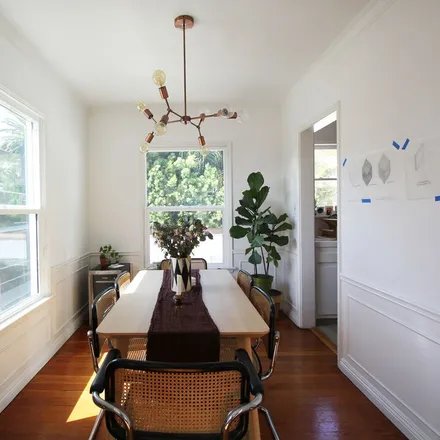 Image 5 - 2119 Primrose Avenue, Los Angeles, CA 90068, USA - Townhouse for sale