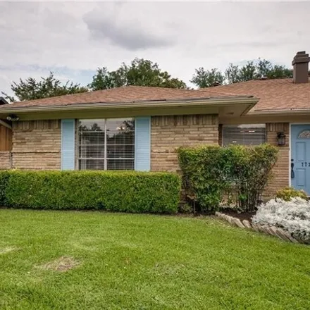Image 2 - 7730 Village Trail Drive, Dallas, TX 75254, USA - House for rent