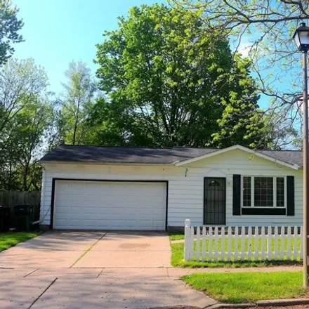 Buy this 3 bed house on 4053 Heathgate Drive in Lansing, MI 48900