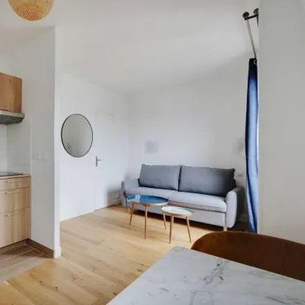 Image 5 - 14 Avenue de la République, 75011 Paris, France - Apartment for rent