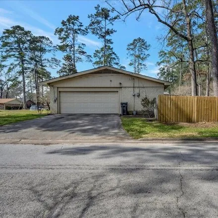 Image 5 - 993 Crooked Creek Drive, Lufkin, TX 75904, USA - House for sale