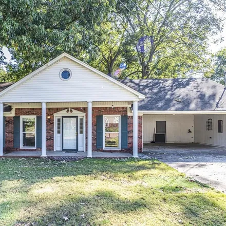 Buy this 3 bed house on 520 South Tipton Street in Covington, TN 38019