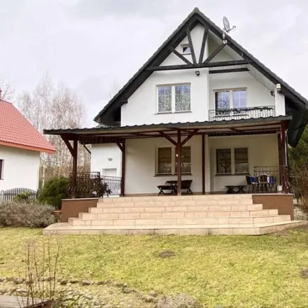 Buy this studio house on Miejskie Przedszkole nr 41 in Nowy Kisielin-Odrzańska 53, 66-002 Zielona Góra