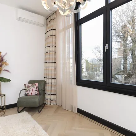 Image 3 - Zazoo Kappers, Anna Paulownastraat 105A, 2518 BD The Hague, Netherlands - Apartment for rent