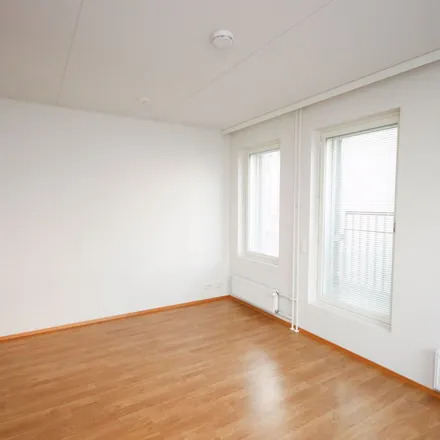 Rent this 1 bed apartment on Helsingin Paahtaja in Kahvipavunkuja 3, 00990 Helsinki