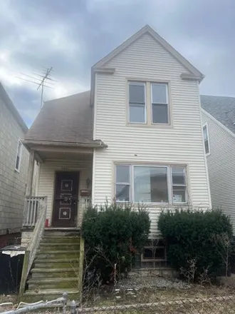 Buy this 4 bed house on 2831 East 76th Place in Chicago, IL 60649
