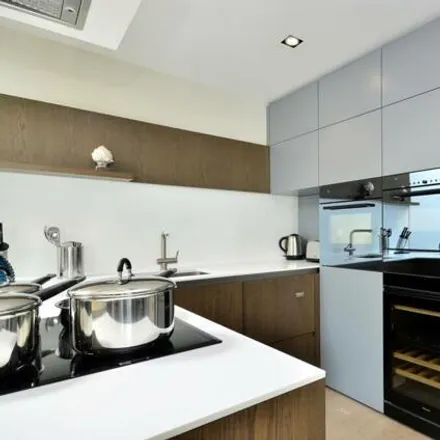 Image 3 - 16 Babmaes Street, Babmaes Street, London, SW1Y 6HF, United Kingdom - Apartment for rent