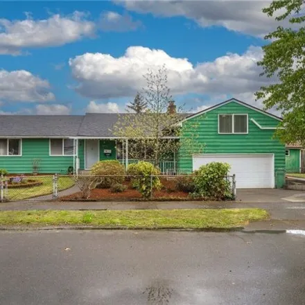 Image 1 - 4592 South 72nd Street, Manitou, Tacoma, WA 98409, USA - House for sale