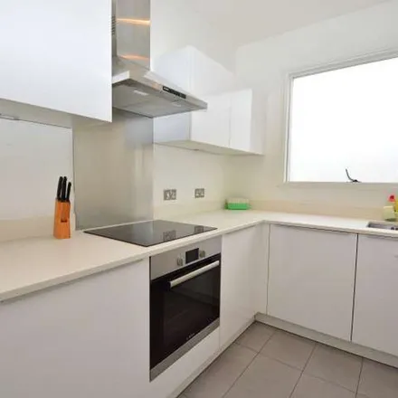 Image 3 - Wells Court, Bristol Walk, London, NW6 5FH, United Kingdom - Apartment for rent