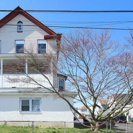 Buy this 6 bed house on 85 Seeley Street in Bridgeport, CT 06605