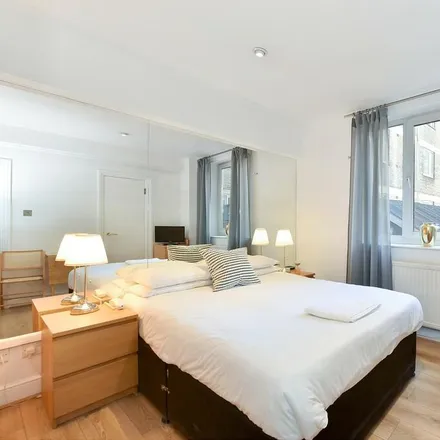 Rent this studio apartment on Chelsea Cloisters in Sloane Avenue, London