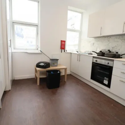 Image 4 - Morley's, 109 Brixton Hill, London, SW2 1AA, United Kingdom - Apartment for rent