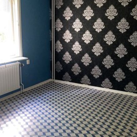 Rent this 3 bed apartment on Svarta vägen in Mönsterås kommun, Sweden