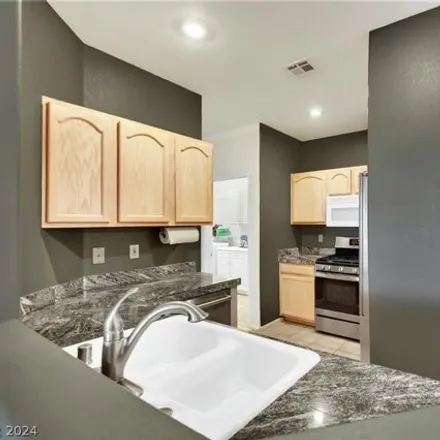 Image 6 - 1608 Hills of Red Drive, Las Vegas, NV 89128, USA - Condo for sale