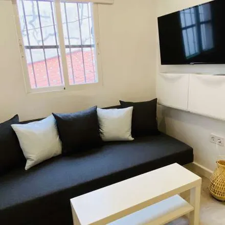 Rent this 1 bed apartment on Madrid in Calle del Amparo, 71