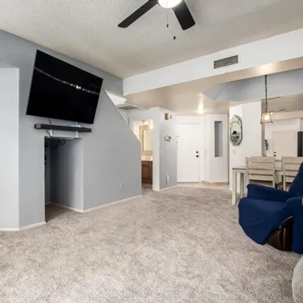 Image 3 - 4723 West Sierra Vista Drive, Bethany Heights, Glendale, AZ 85301, USA - Apartment for sale