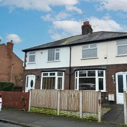 Buy this 3 bed duplex on Bray Road in Chester, CH4 8DL