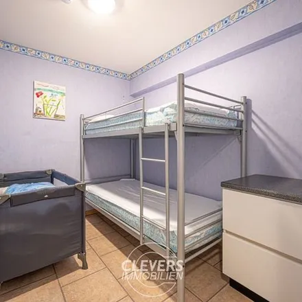 Rent this 3 bed apartment on Langestraat 47;49;51 in 8370 Blankenberge, Belgium