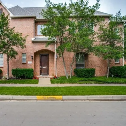 Buy this 3 bed condo on 6579 Westchester Drive in University Park, TX 75205