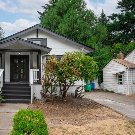 Buy this 2 bed house on 3537 Northeast 67th Avenue in Portland, OR 97213