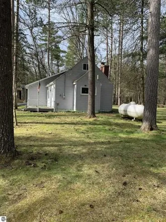 Image 4 - unnamed road, Tawas Township, MI, USA - House for sale